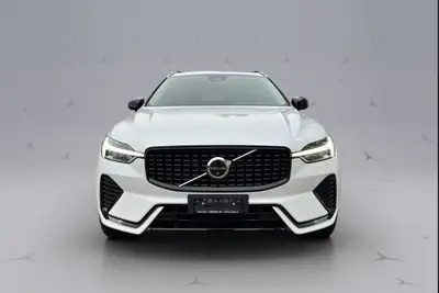 Volvo XC60 2.0 B4 MH Ultimate Dark AWD — SUV hybride diesel, traction intégrale et service premium inclus — Miniatur 9