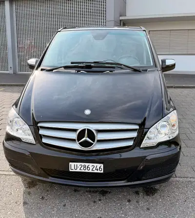 Mercedes-Benz Viano 3.0 V6 CDI — Monospace premium, 299'600 km, sans sinistre — side view