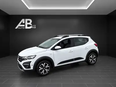 Dacia Sandero Stepway TCe 90 — Compacte polyvalente, essence économe et fiable — side view