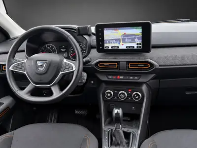 Dacia Sandero Stepway TCe 90 — Compacte polyvalente, essence économe et fiable — Thumbnail 11