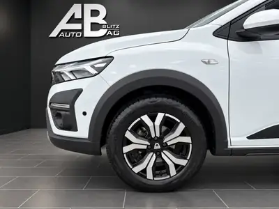 Dacia Sandero Stepway TCe 90 — Compacte polyvalente, essence économe et fiable — Thumbnail 15