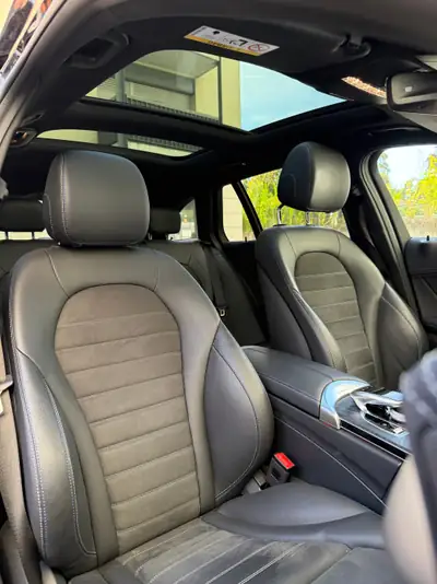 Mercedes-Benz C 220 d Swiss Star — Break diesel 4x4, équipement premium, 58 000 km — Thumbnail 13