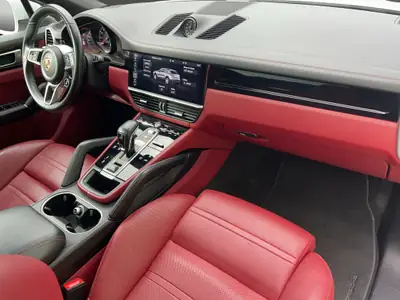 Porsche Cayenne S Coupé 2019 — SUV sportif, 440 ch, suivi Porsche complet — Thumbnail 12