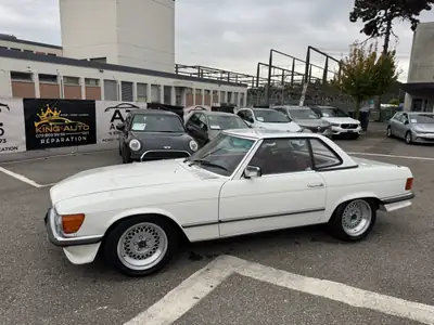 Mercedes-Benz SL 350 Cabrio 1972 — Légende des routes, édition Raritäten RR Rallye 62 — intérieur