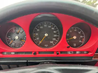 Mercedes-Benz SL 350 Cabrio 1972 — Légende des routes, édition Raritäten RR Rallye 62 — Miniature 23