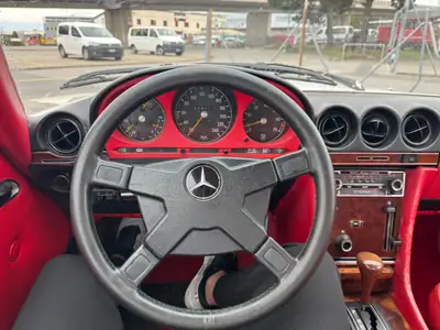 Mercedes-Benz SL 350 Cabrio 1972 — Légende des routes, édition Raritäten RR Rallye 62 — Miniature 22