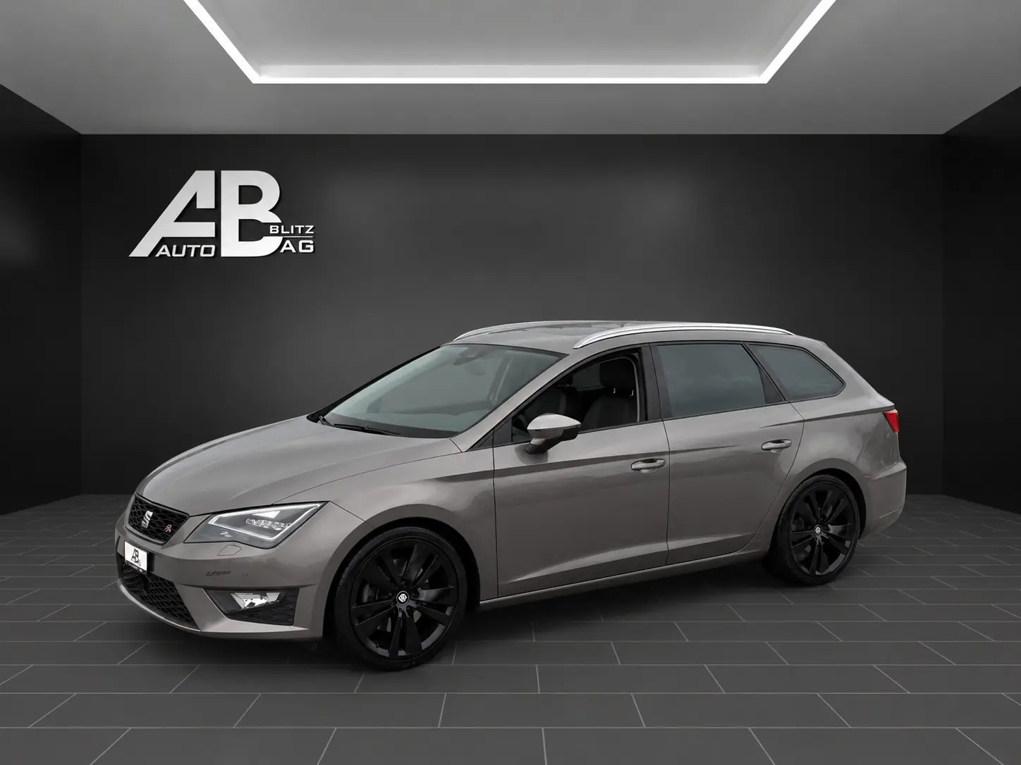 SEAT Leon 2014 occasion Hunzenschwil — 2