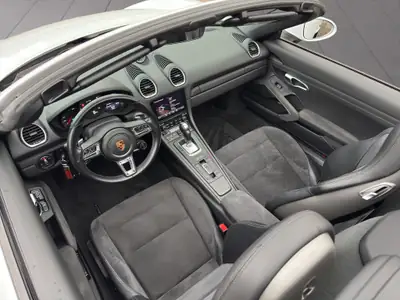 Porsche 718 Boxster GTS — Cabriolet sport turbo 365 ch, très bas kilométrage — Thumbnail 10
