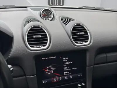 Porsche 718 Boxster GTS — Cabriolet sport turbo 365 ch, très bas kilométrage — Thumbnail 15
