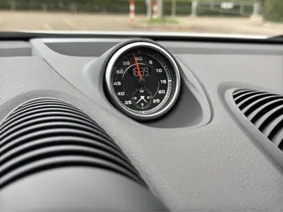 Porsche 718 Boxster GTS — Cabriolet sport turbo 365 ch, très bas kilométrage — Thumbnail 16
