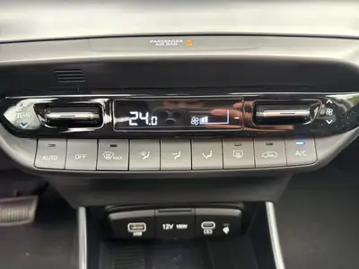 Hyundai i20 1.0 T-GDi Vertex DCT — Citadine dynamique, quasi neuve, équipée premium — Thumbnail 16