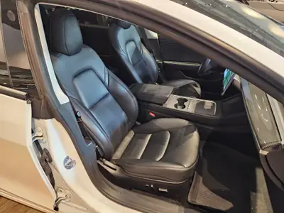 Tesla Model 3 Performance Dual Motor — 513 ch, AWD, véhicule suisse impeccable — Thumbnail 18