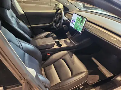 Tesla Model 3 Performance Dual Motor — 513 ch, AWD, véhicule suisse impeccable — Thumbnail 21