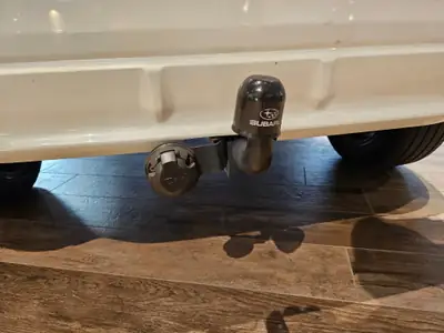 Subaru XV 2.0 Luxury AWD — SUV polyvalent avec attelage et toit panoramique — Thumbnail 18