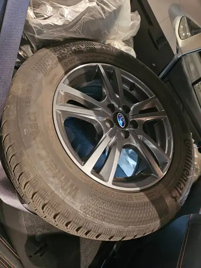 Subaru XV 2.0 Luxury AWD — SUV polyvalent avec attelage et toit panoramique — Thumbnail 21