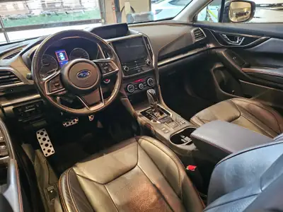 Subaru XV 2.0 Luxury AWD — SUV polyvalent avec attelage et toit panoramique — Thumbnail 24