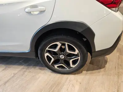 Subaru XV 2.0 Luxury AWD — SUV polyvalent avec attelage et toit panoramique — Thumbnail 23