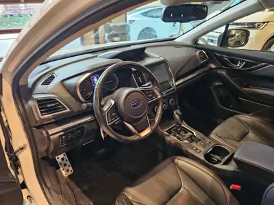Subaru XV 2.0 Luxury AWD — SUV polyvalent avec attelage et toit panoramique — Thumbnail 26