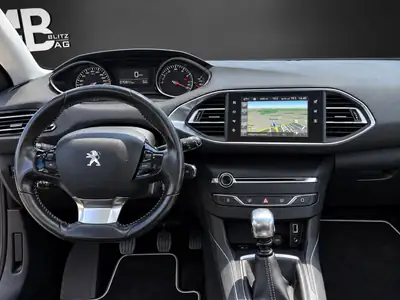 Peugeot 308 1.6 THP Allure — Berline dynamique, révision complète, 70 000 km — Thumbnail 11
