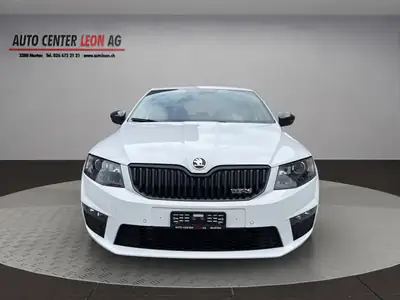Skoda Octavia 2.0 TSI RS DSG — Berline sportive, 220 ch, sans accident — vue extérieure