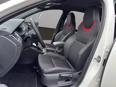 Skoda Octavia 2.0 TSI RS DSG — Berline sportive, 220 ch, sans accident — Miniature 9
