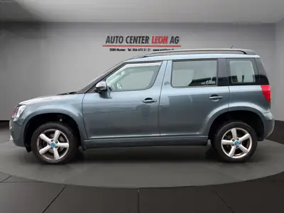 Skoda Yeti 1.2 TSI Active 4x2 — Compact robuste, sans accident, prêt pour l'inspection — vista posteriore