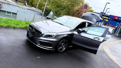 Mercedes-Benz A 200 AMG Line — Compacte sportive, 151'000 km, sans sinistre — Thumbnail 14