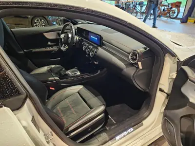 Mercedes-Benz CLA 35 AMG Shooting Brake — Sportivité 4Matic, 306 ch, équipements premium — Thumbnail 20