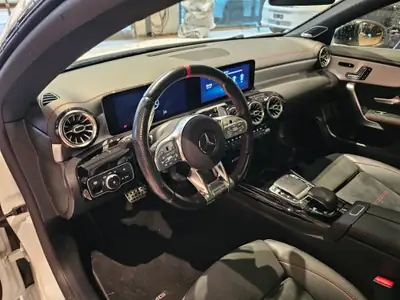 Mercedes-Benz CLA 35 AMG Shooting Brake — Sportivité 4Matic, 306 ch, équipements premium — Thumbnail 25