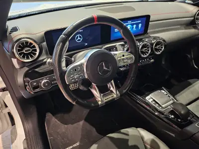 Mercedes-Benz CLA 35 AMG Shooting Brake — Sportivité 4Matic, 306 ch, équipements premium — Thumbnail 27