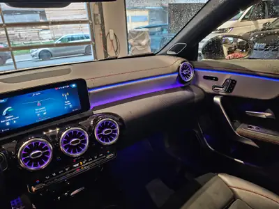 Mercedes-Benz CLA 35 AMG Shooting Brake — Sportivité 4Matic, 306 ch, équipements premium — Thumbnail 28