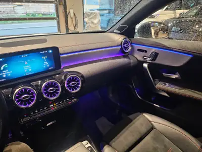 Mercedes-Benz CLA 35 AMG Shooting Brake — Sportivité 4Matic, 306 ch, équipements premium — Thumbnail 31