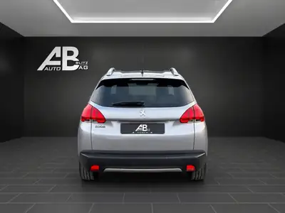 Peugeot 2008 1.2 VTI Style — Compact urbain robust, contrôle technique frais & garantie incluse — interior