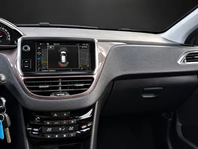 Peugeot 2008 1.2 VTI Style — Compact urbain robust, contrôle technique frais & garantie incluse — Thumbnail 12