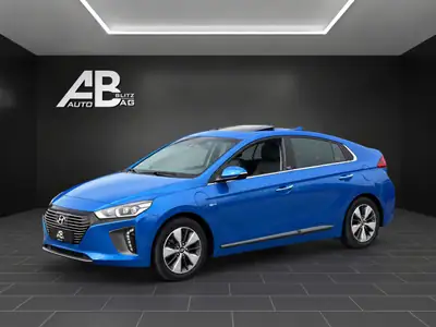 Hyundai Ioniq 1.6 GDi Plug-in Hybrid — Berline écologique, 58 000 km seulement — side view