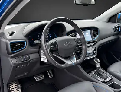Hyundai Ioniq 1.6 GDi Plug-in Hybrid — Berline écologique, 58 000 km seulement — Thumbnail 8