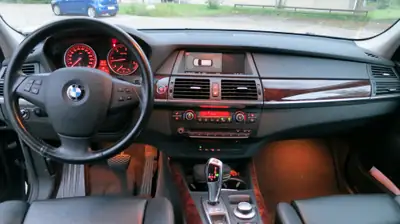 BMW X5 xDrive 3.0d — SUV premium diesel, entretien impeccable, sans sinistre — Detail