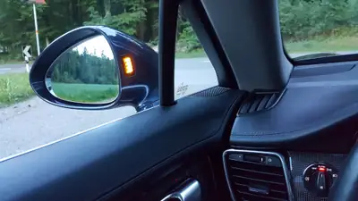 Porsche Panamera 4S 3.0 PDK — Berline sportive élégante, transmission intégrale, 180'000 km — Miniature 15