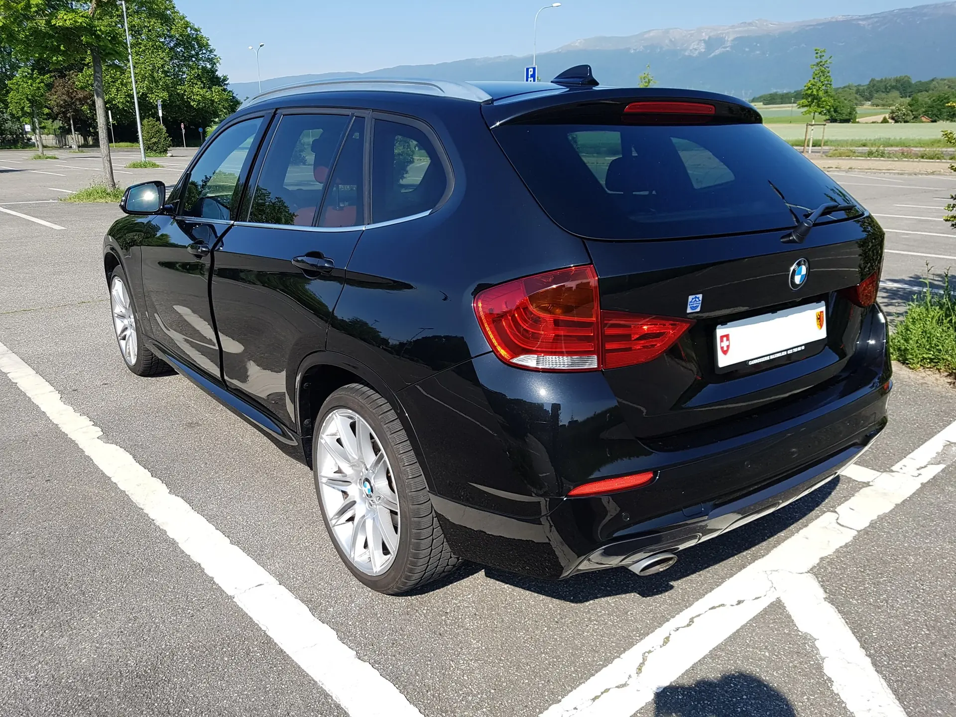 BMW X1 xDrive 25d Steptronic — SUV diesel performant, 70 000 km seulement — vista esterna