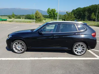 BMW X1 xDrive 25d Steptronic — SUV diesel performant, 70 000 km seulement — Miniatura 9