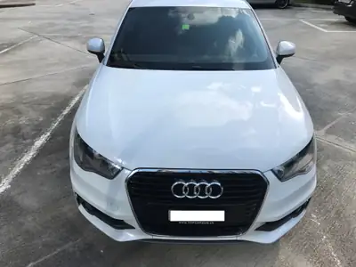 Audi A1 1.4 TFSI Ambition — Citadine agile et économe, 58 800 km — arrière