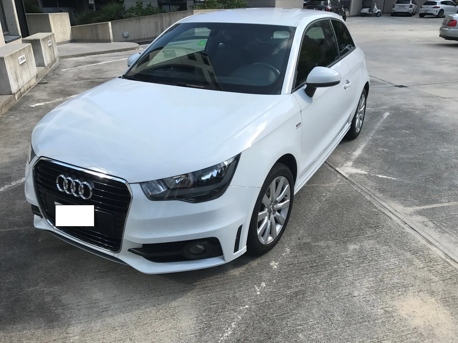 Audi A1 1.4 TFSI Ambition — Citadine agile et économe, 58 800 km — vue extérieure