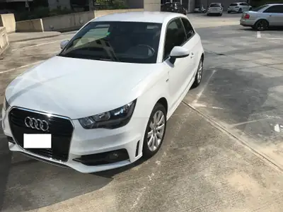Audi A1 1.4 TFSI Ambition — Citadine agile et économe, 58 800 km — intérieur