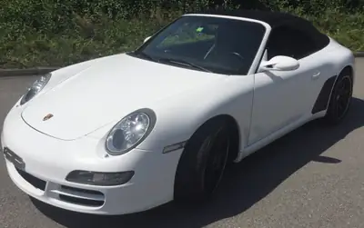 Porsche 911 Cabrio Carrera 2005 — Icône décapotable, 325 ch de pure sportivité — Seitenansicht