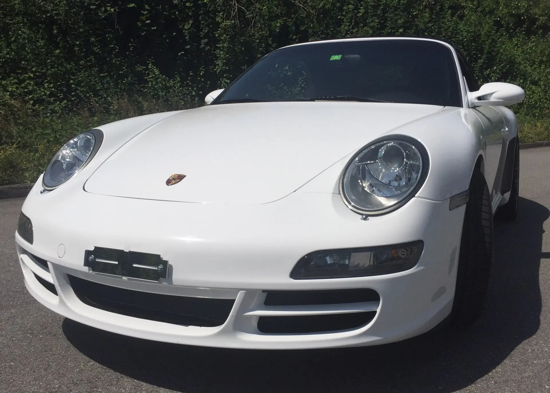 Porsche 911 Cabrio Carrera 2005 — Icône décapotable, 325 ch de pure sportivité — Außenansicht