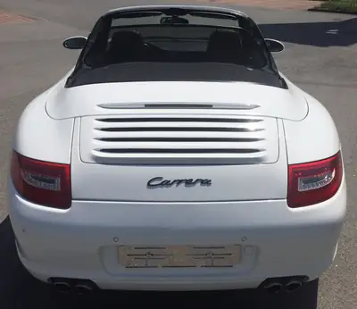 Porsche 911 Cabrio Carrera 2005 — Icône décapotable, 325 ch de pure sportivité — Miniatur 11