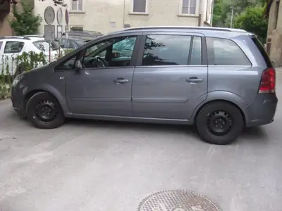 Opel Zafira 2.0i 16V T First Edition — Monospace 7 places dynamique, sans accident — cruscotto