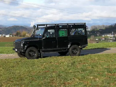 Land Rover Defender 110 SW — 7 places, turbo neuf, prêt à l'aventure — Thumbnail 16