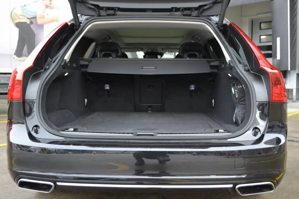 Volvo V90 2017 occasion Zurich — 3