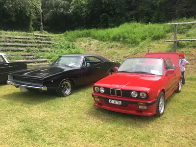 BMW 320i Cabrio 1989 — Cabriolet classique M-Technic, sans accident — Seitenansicht